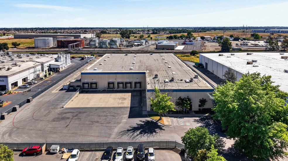 More Photos Of 10149 Iron Rock Way, Elk Grove Warehouse For Sale