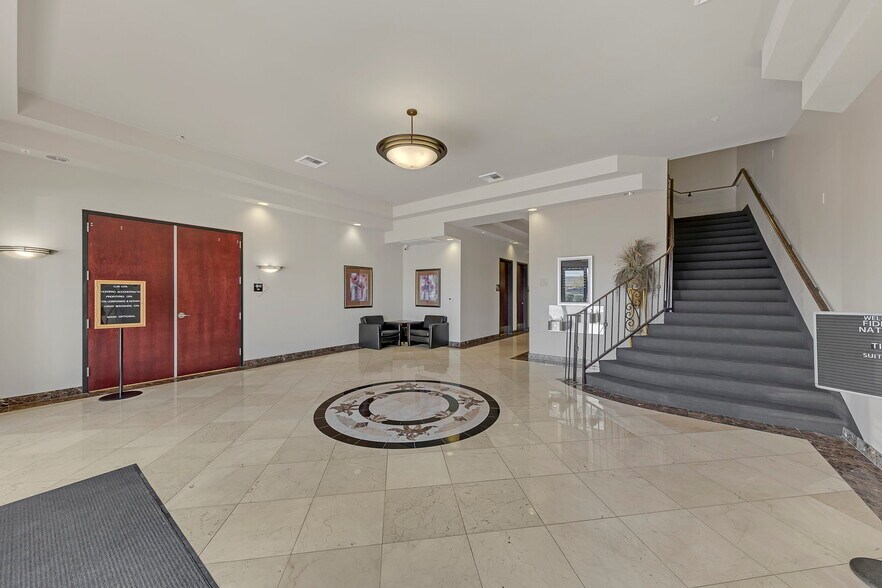 More Photos Of 2450 Saint Rose Pky, Henderson Office For Lease