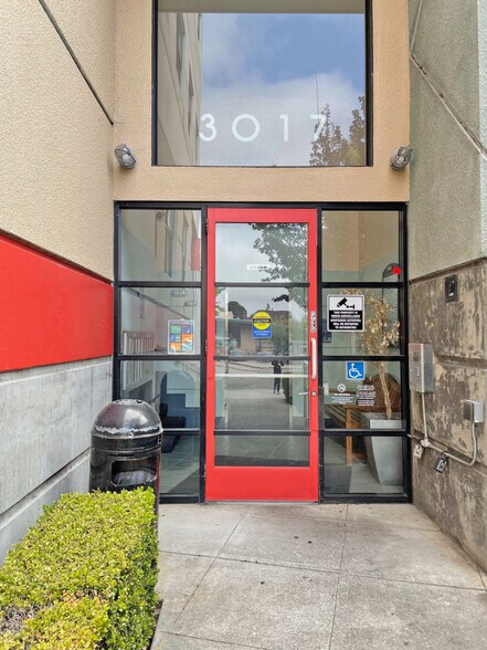 More Photos Of 3017 Telegraph Ave, Berkeley Medical For Lease