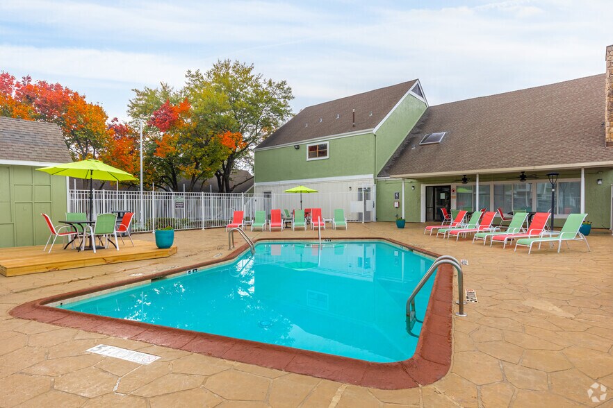More Photos Of 3304 Golden Rd, Tyler Apartments For Sale
