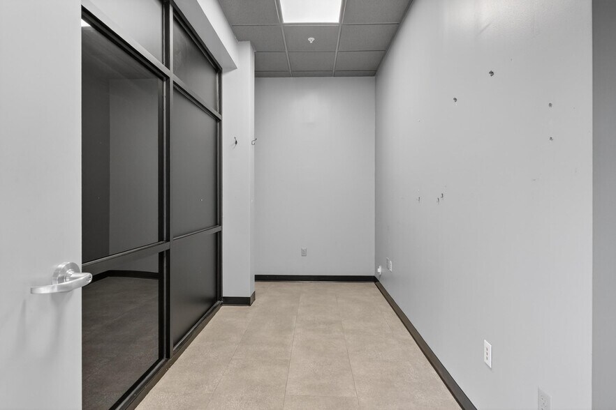 More Photos Of 682-688 Paul Huff Pky, Cleveland Freestanding For Lease