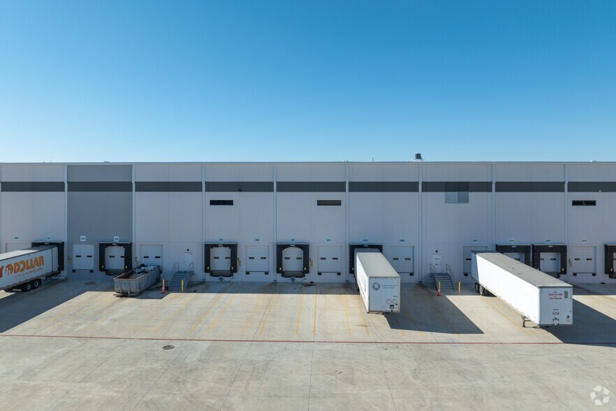 More Photos Of 4040 Logistics Way, Temple Industrial For Sale