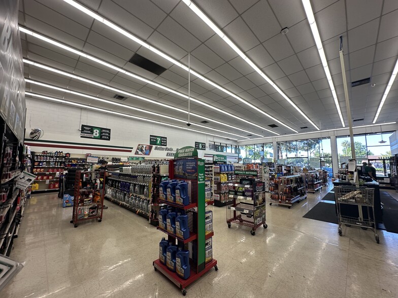 More Photos Of 35382 Newark Blvd, Newark Freestanding For Lease