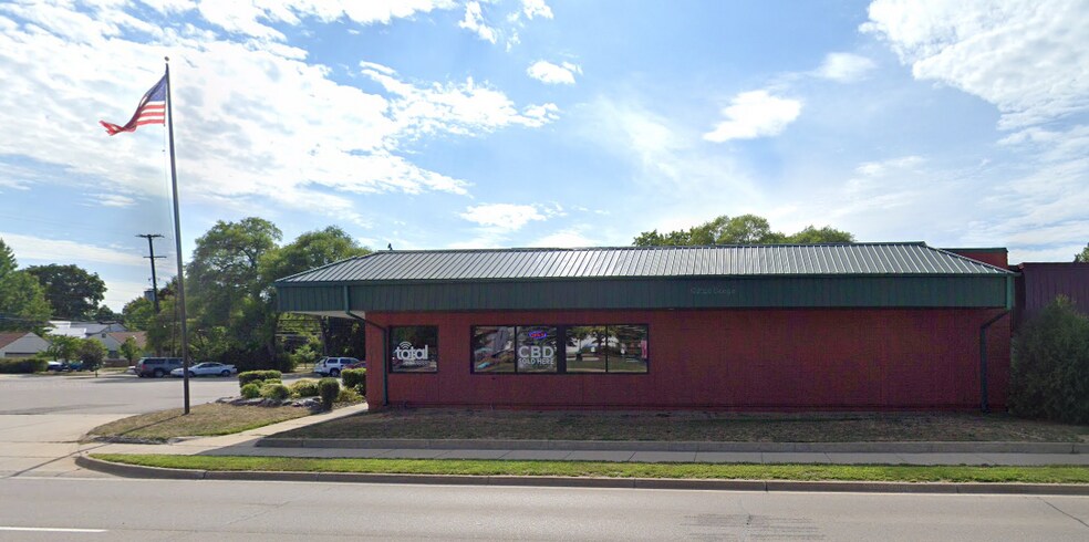 More Photos Of 317 N Mission St, Mount Pleasant Freestanding For Lease