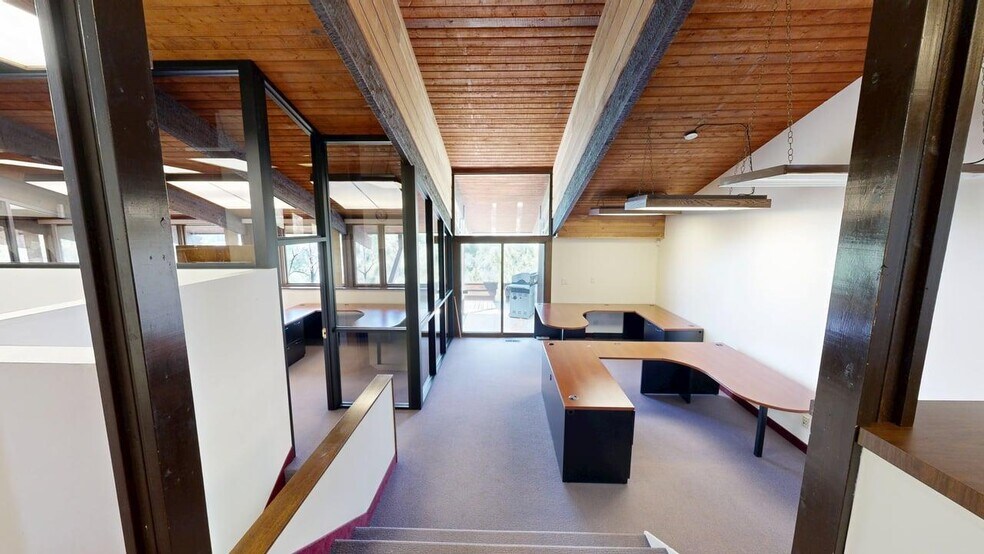 More Photos Of 11 E Airport Rd, Billings Office For Sale