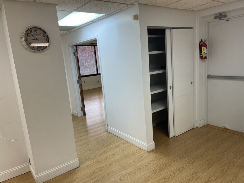 More Photos Of 250 W Lancaster Ave, Paoli Medical For Lease