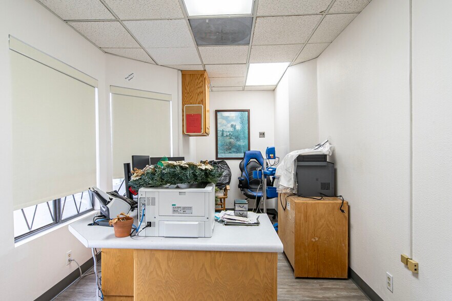 More Photos Of 315 E Route 66, Glendora Healthcare For Lease