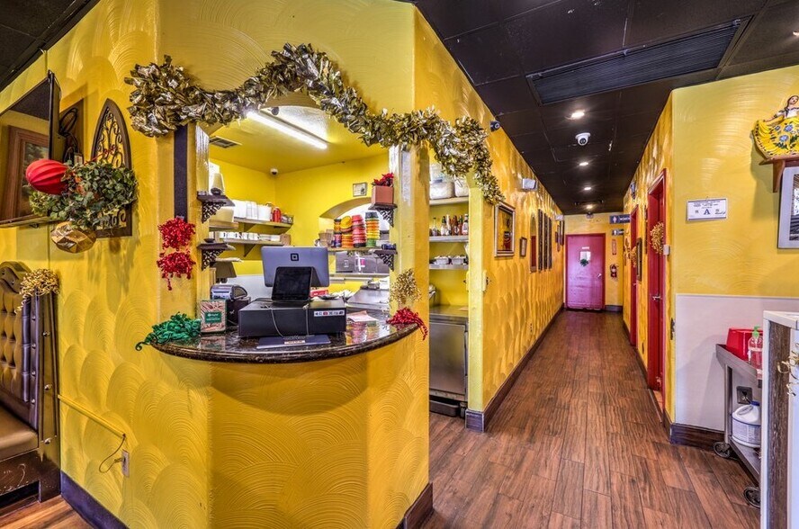 More Photos Of 1108 E Lake Mead Blvd, North Las Vegas Restaurant For Lease