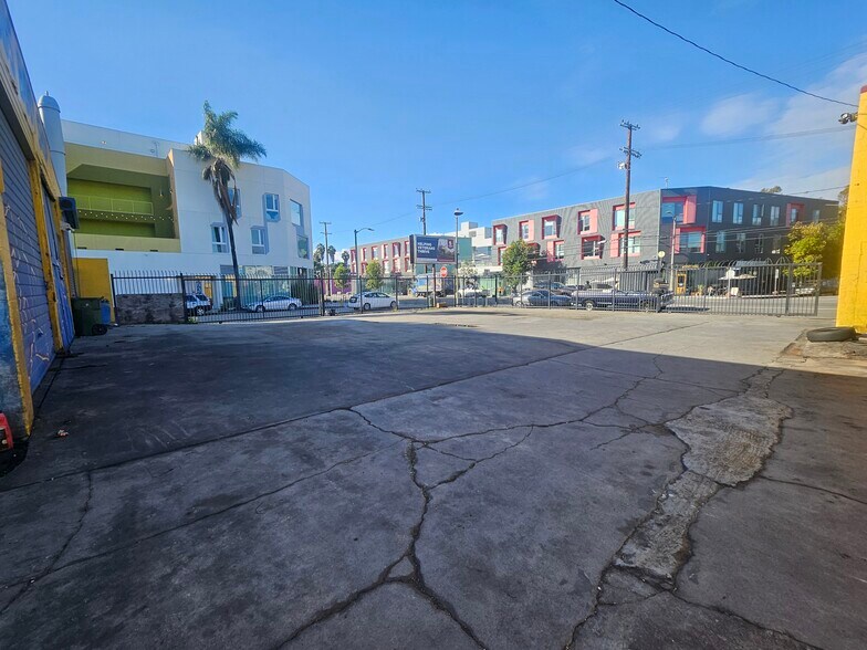 More Photos Of 5278 Adams Blvd, Los Angeles Auto Repair For Sale