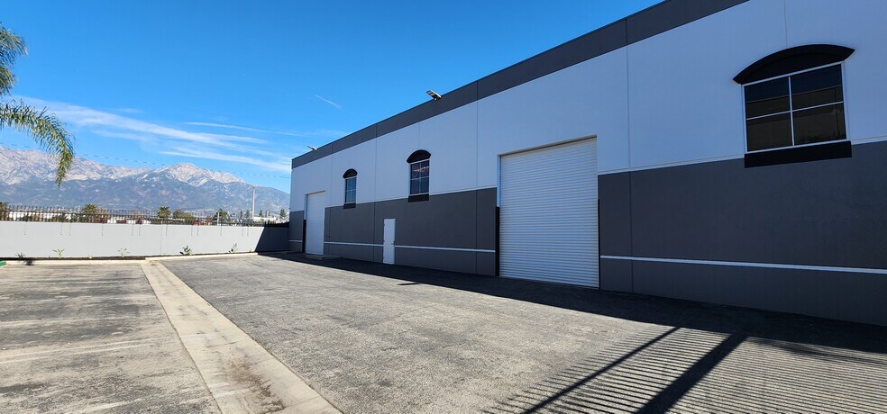 More Photos Of 9010 Hellman Ave, Rancho Cucamonga Warehouse For Lease