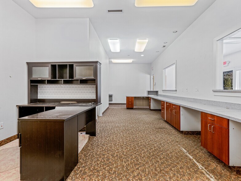 More Photos Of 3179 Sweeten Creek Rd, Asheville General Retail For Lease