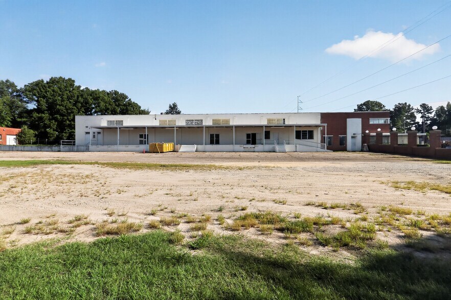 More Photos Of 1512 Garner Rd, Raleigh Warehouse For Lease