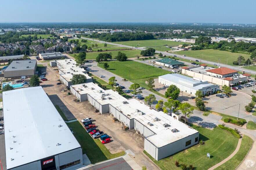 More Photos Of 1914 W Reno St, Broken Arrow Research And Development For Lease