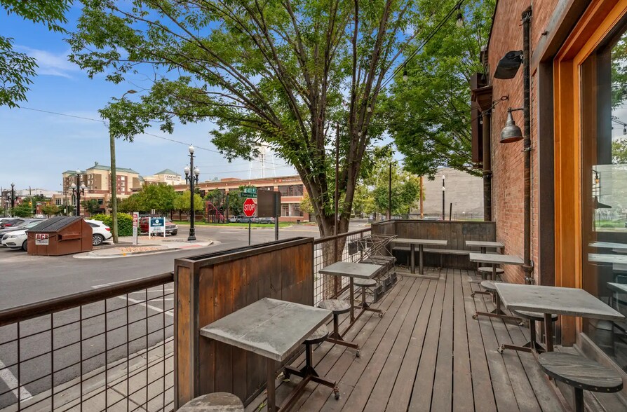 More Photos Of 235 S 400 W, Salt Lake City General Retail For Lease