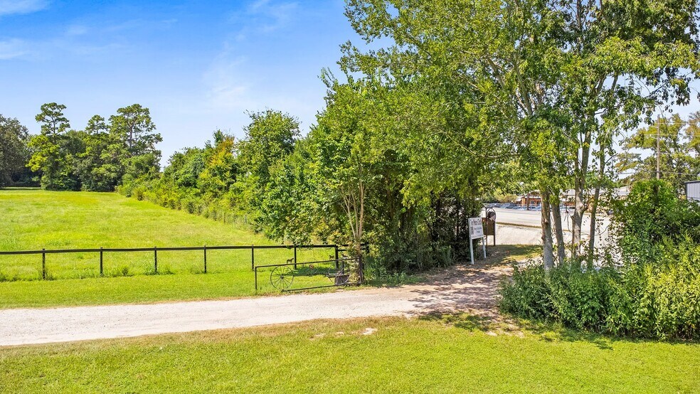 More Photos Of 12595 FM 1097 Rd W, Willis Land For Sale