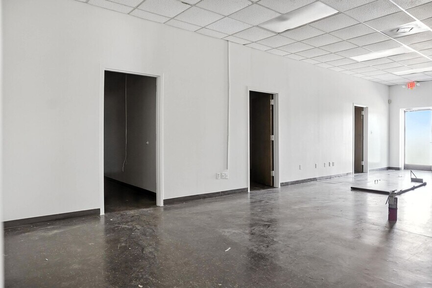 More Photos Of 400 Mound City Rd, West Memphis Service For Sale