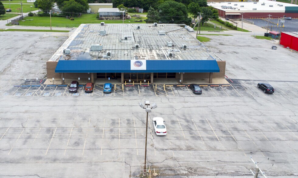 Primary Photo Of 4915 S Union Ave, Tulsa Office For Sale