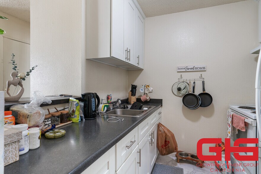 More Photos Of 820 N Raymond Ave, Pasadena Apartments For Sale