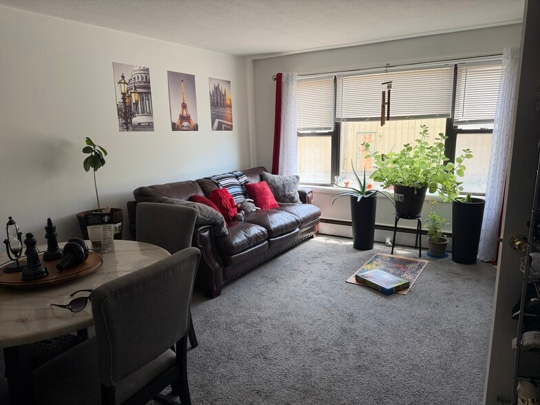 More Photos Of 544 Tolland St, East Hartford Apartments For Sale