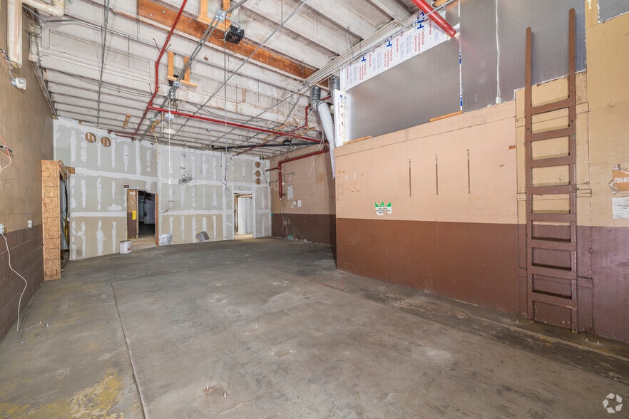 More Photos Of 962-972 87th Ave, Oakland Manufacturing For Lease