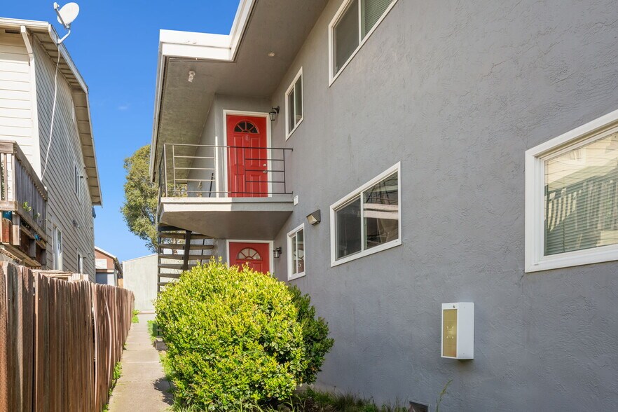 More Photos Of 2261 48 Ave, Oakland Apartments For Sale