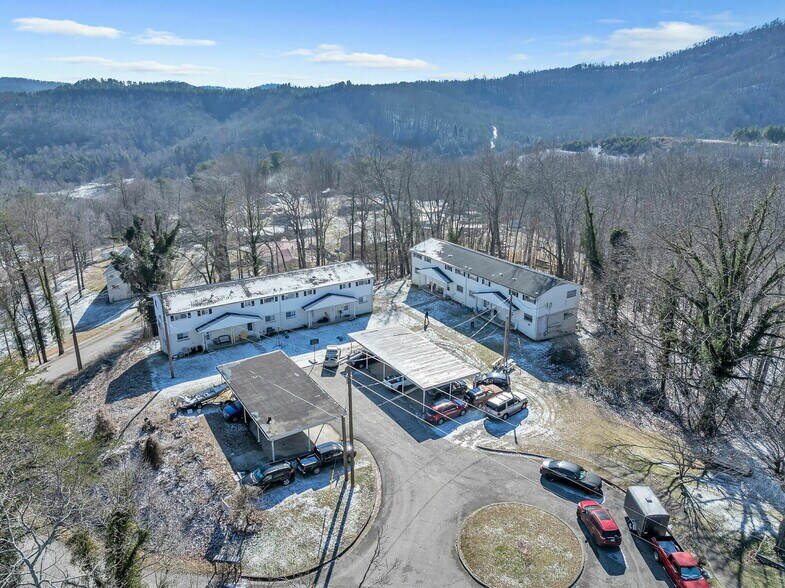 More Photos Of 123-127 Upper Airbase Ln, Briceville Apartments For Sale