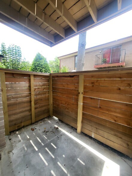 More Photos Of , Houston Multifamily For Sale