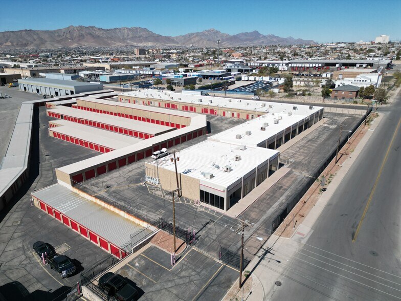 More Photos Of 6000 Welch Ave, El Paso Flex For Sale