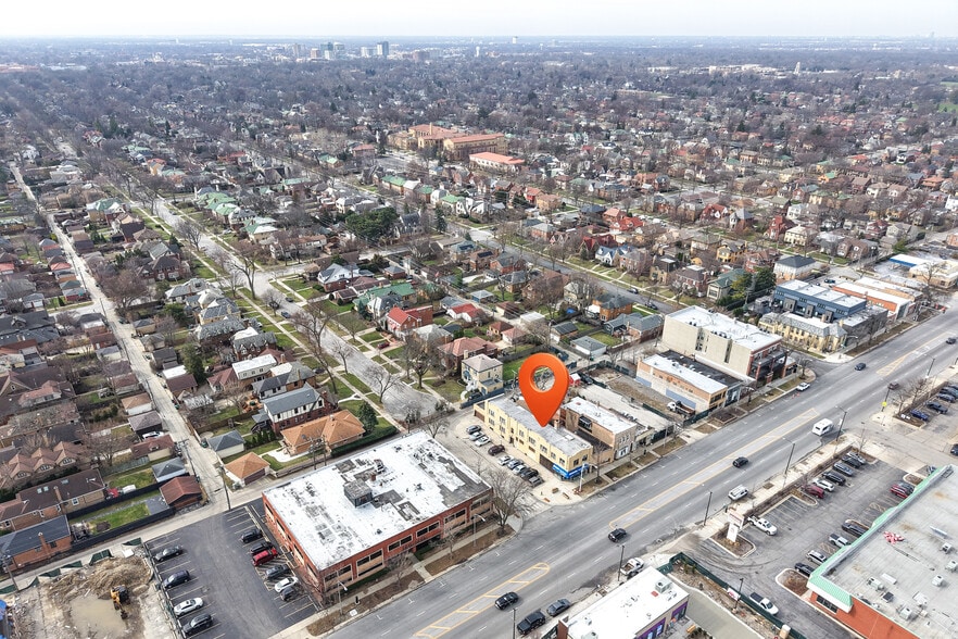 More Photos Of 6533 W North Ave, Oak Park Storefront Retail Office For Sale