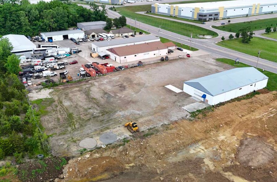 More Photos Of 9361 Seward Rd, Fairfield Warehouse For Lease