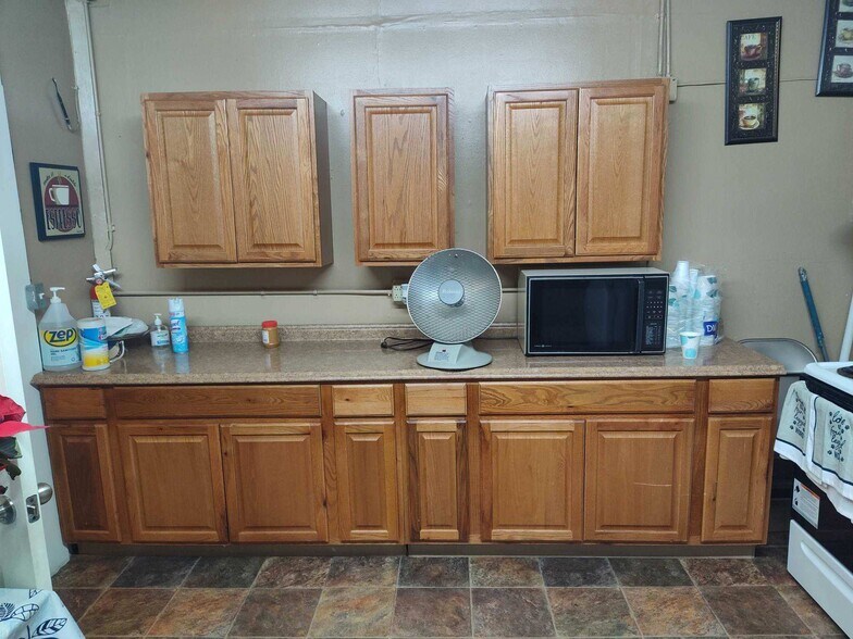 More Photos Of 136 Abbe Avenue, Springfield Religious Facility For Sale