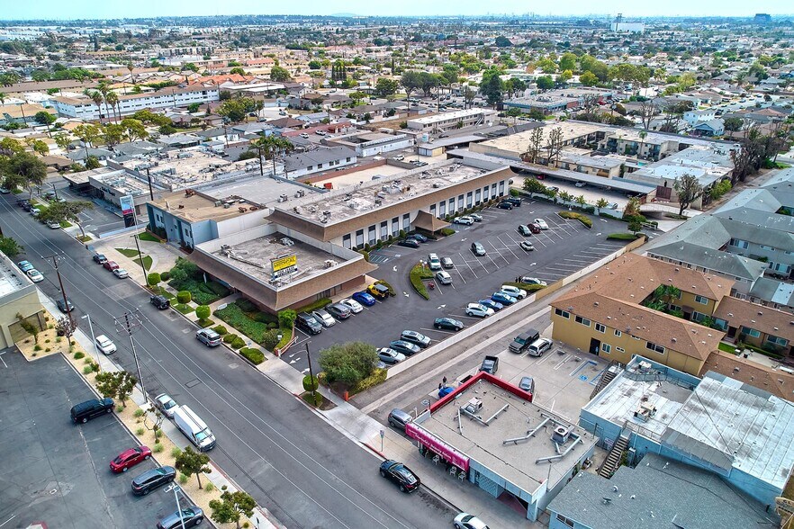 More Photos Of 1300 W 155th St, Gardena Medical For Sale