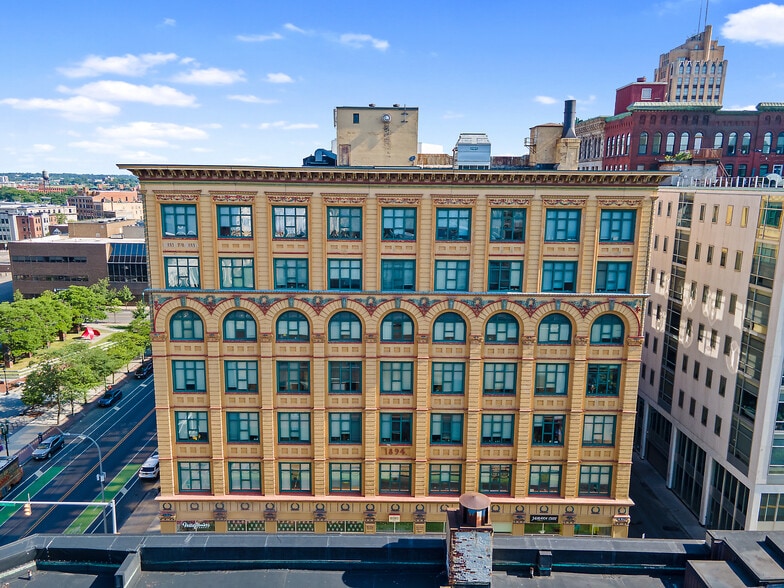 More Photos Of 215-223 Salina St, Syracuse Storefront For Lease