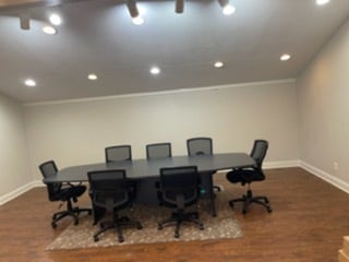 More Photos Of 6487 Mahoning Ave, Youngstown Storefront Retail Office For Lease