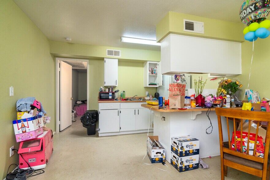 More Photos Of 2444 E Willetta St, Phoenix Multifamily For Sale