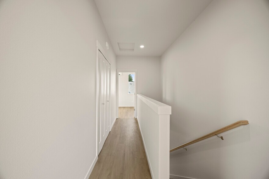 More Photos Of 5860 N Missouri Ave, Portland Apartments For Sale