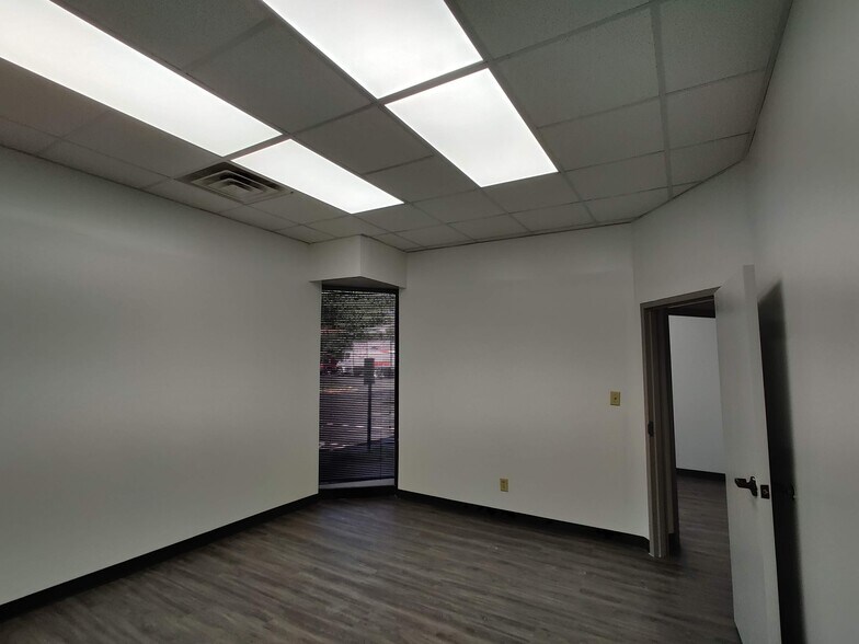 More Photos Of 1000 Hurricane Shoals Rd NE, Lawrenceville Unknown For Lease