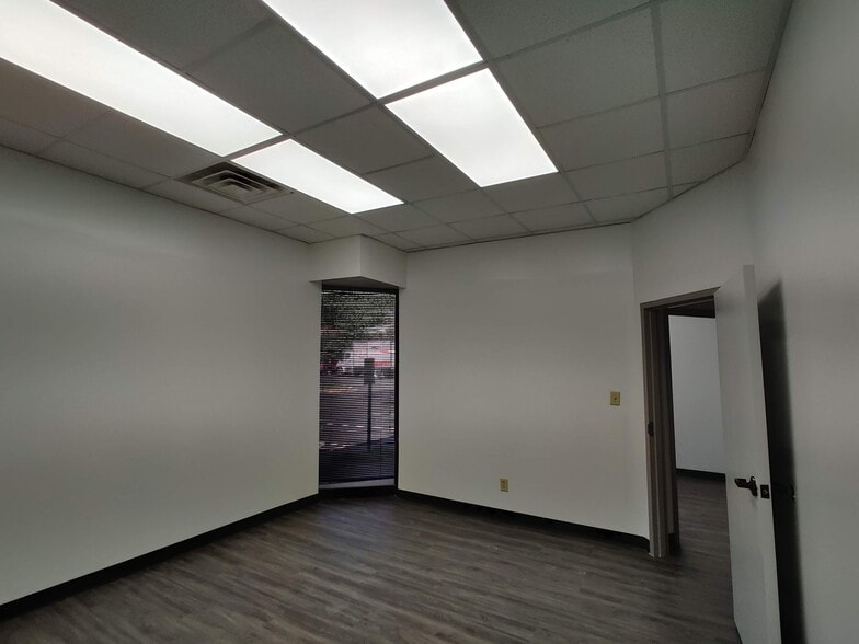 More Photos Of 1000 Hurricane Shoals Rd NE, Lawrenceville Unknown For Lease