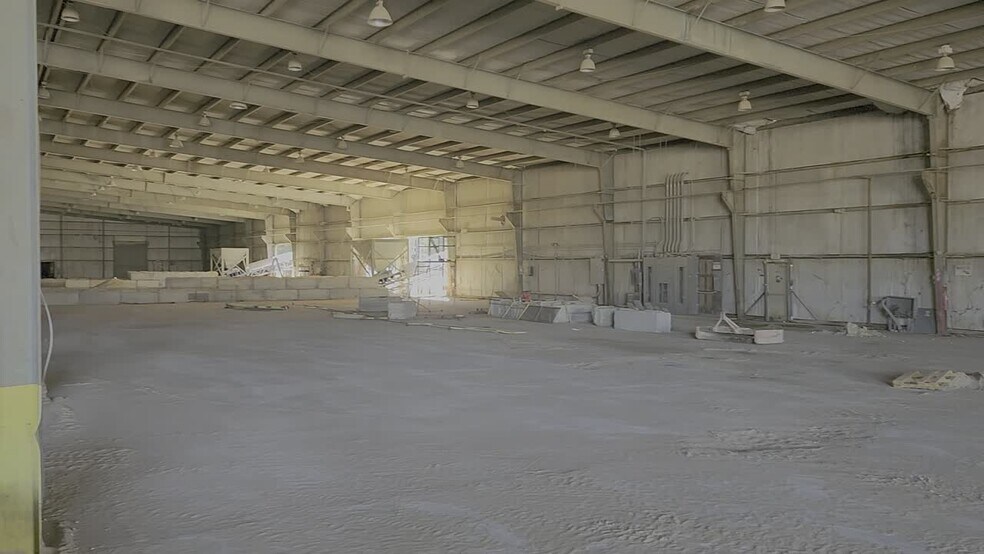 More Photos Of 325 Liberty Ln, Grand Cane Warehouse For Sale