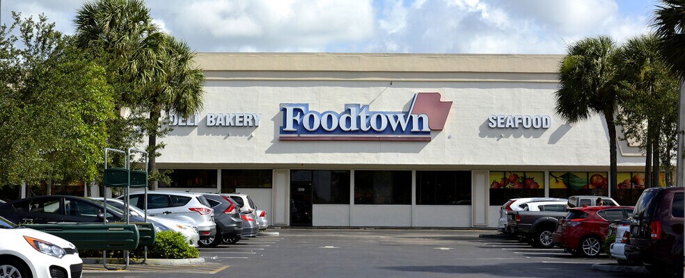 Primary Photo Of 6401-6493 Stirling Rd, Davie General Retail For Lease