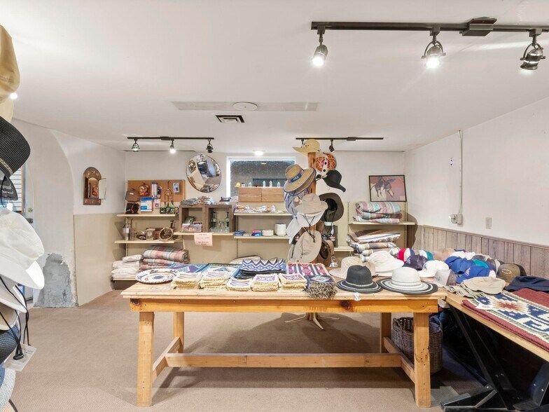 More Photos Of US 163 & San Juan River, Mexican Hat Hotel For Sale