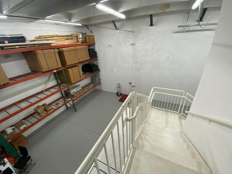 More Photos Of 5930 NW 99th Ave, Miami Light Distribution For Lease