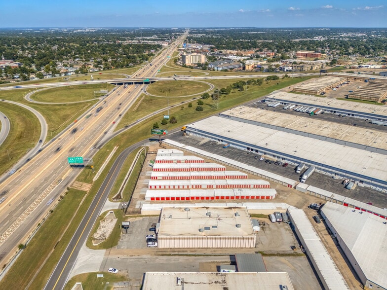 More Photos Of 6580 E Skelly Dr, Tulsa Manufacturing For Sale