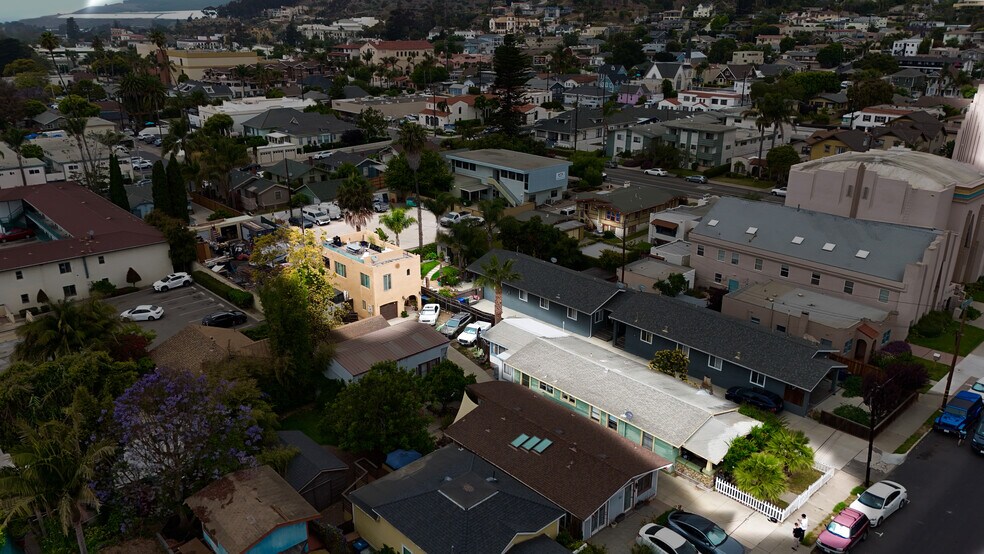 More Photos Of 153 S Laurel St, Ventura Apartments For Sale