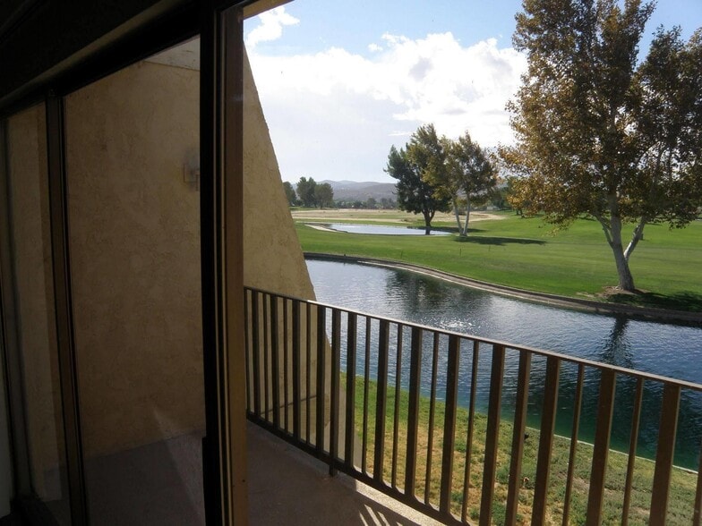 More Photos Of 14818 Clubhouse Dr, Helendale Hotel For Sale