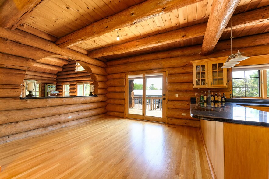 More Photos Of 4418 Richmond Rd, Ringwood Office For Sale