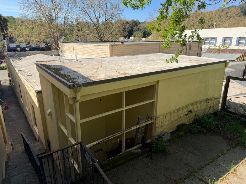 More Photos Of 1824 Sir Francis Drake Blvd, Fairfax Freestanding For Sale