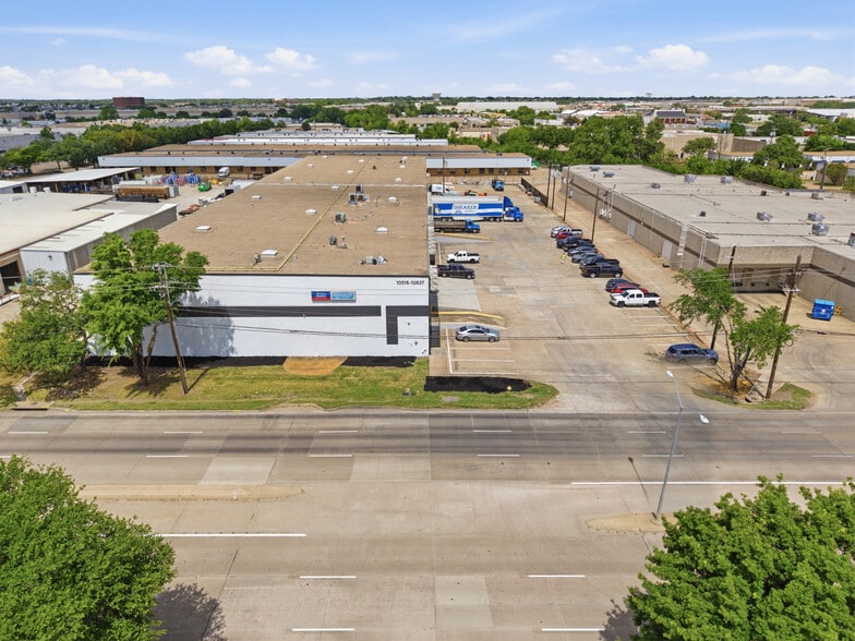 More Photos Of 10515-10537 Miller Rd, Dallas Distribution For Sale