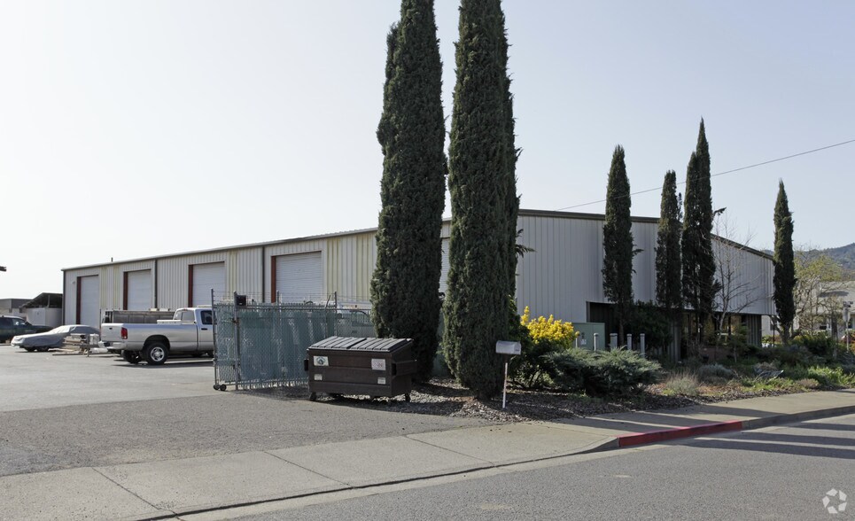 More Photos Of 899 Dowdell Ln, Saint Helena Warehouse For Sale