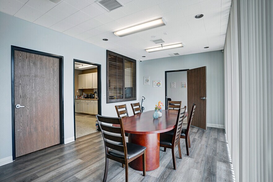 More Photos Of 41551 Date St, Murrieta Light Manufacturing For Sale